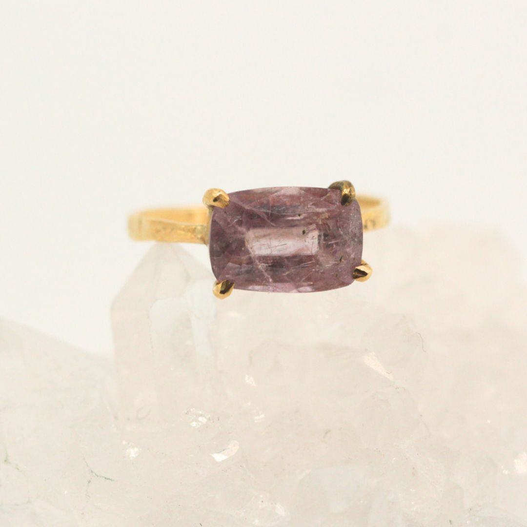 Diaspore ring, gold, natural diaspore, colored stone, gift