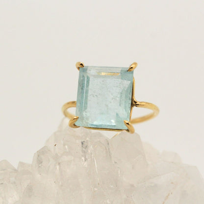Aquamarine ring, gold, natural aquamarine, colored stone, gift