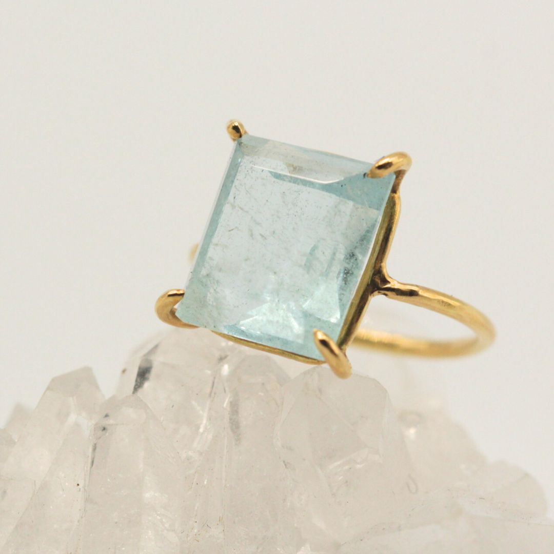 Aquamarine ring, gold, natural aquamarine, colored stone, gift