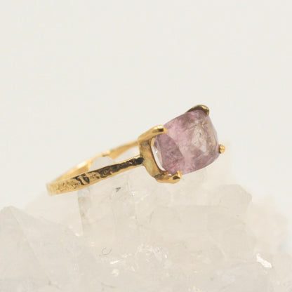 Diaspore ring, gold, natural diaspore, colored stone, gift