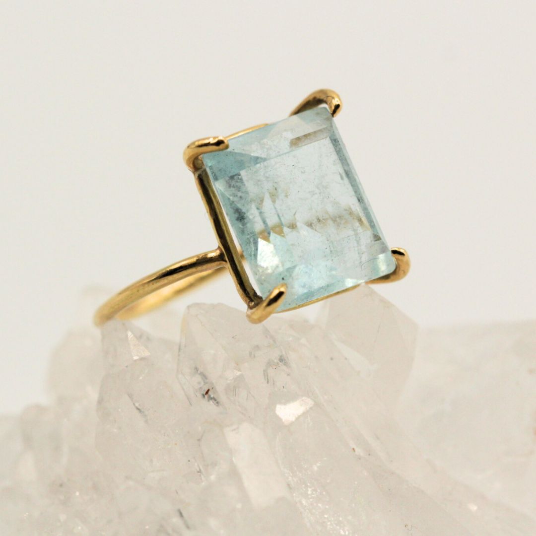 Aquamarine ring, gold, natural aquamarine, colored stone, gift